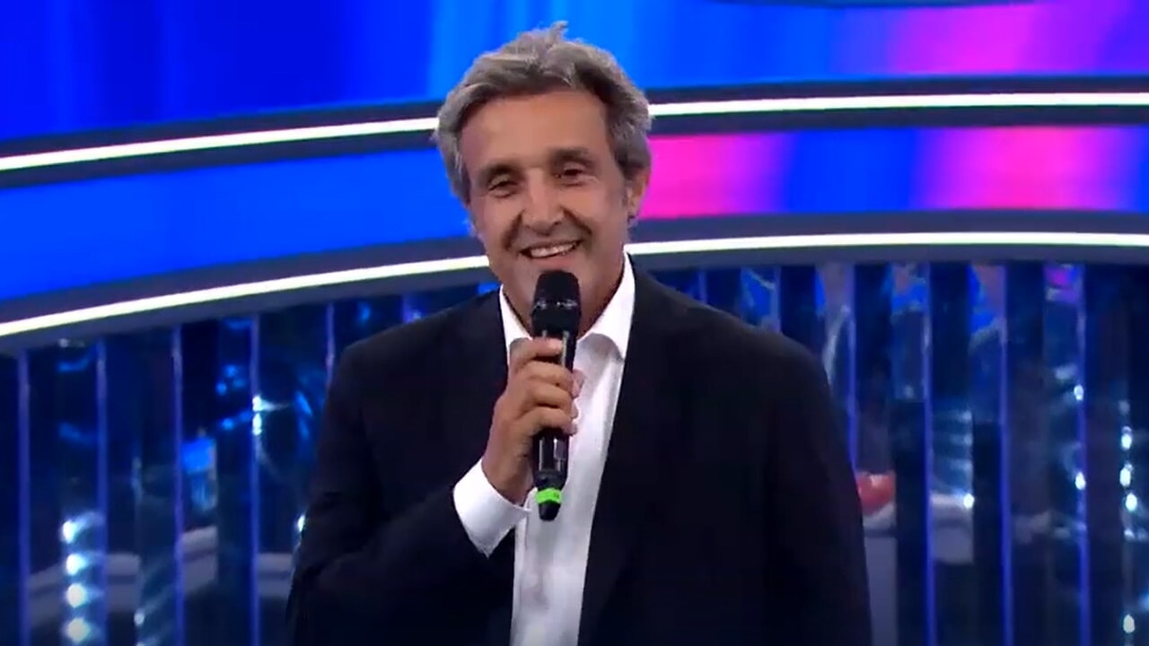 Flavio Insinna debutta su La7 con “Famiglie d’Italia”: il nuovo game show dal 7 ottobre