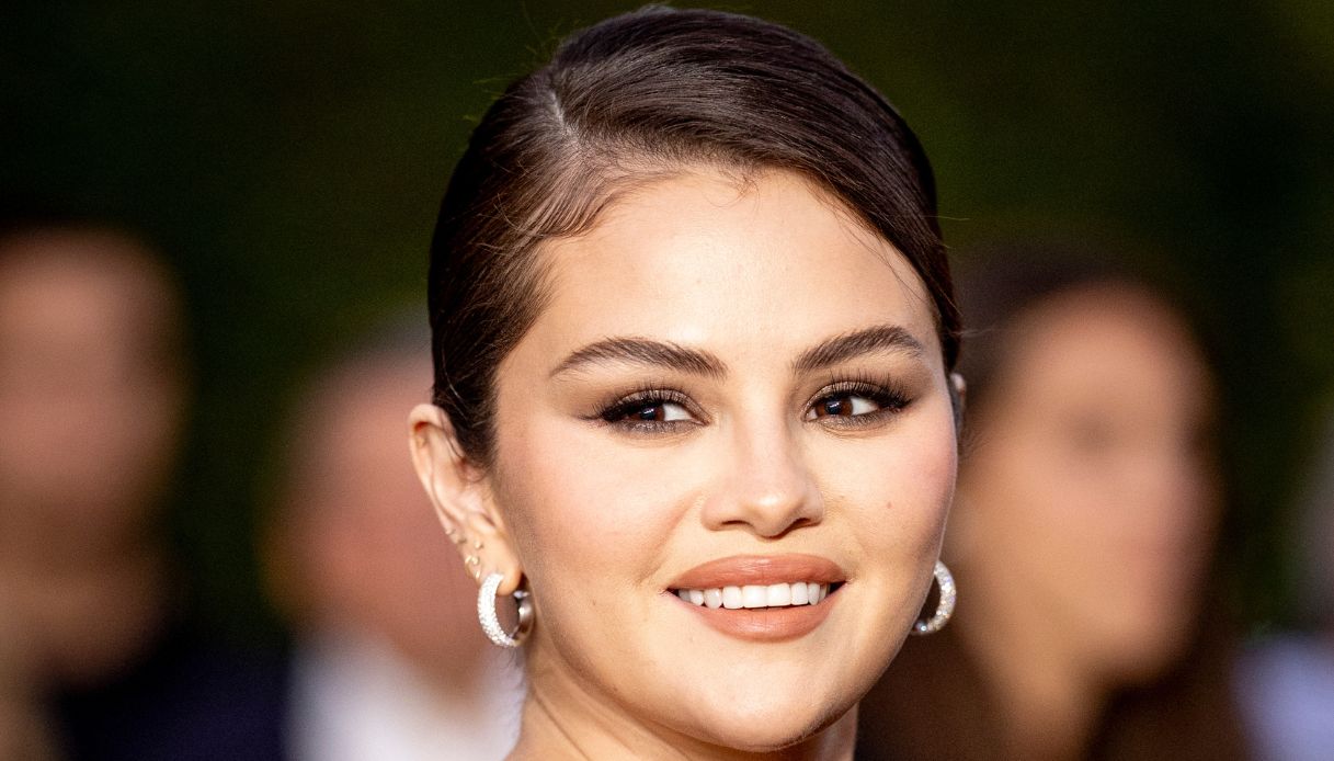 Selena Gomez brilla sul red carpet: il suo look straordinario alla premiere di Emilia Pérez