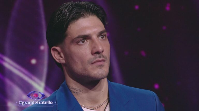 Grande Fratello, Lorenzo confida a Shaila la sua strategia in attesa dell'eliminazione di Helena