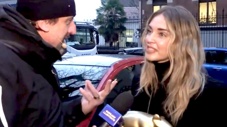 Chiara Ferragni riceve un altro Tapiro e parla della sua relazione con Fedez: "Ora sto meglio"