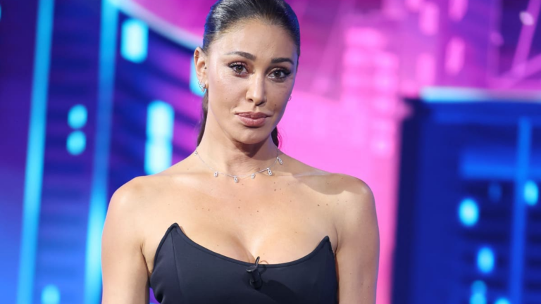 Belen Rodriguez e Rosalinda Cannavò trasformano la fashion week milanese in un evento familiare