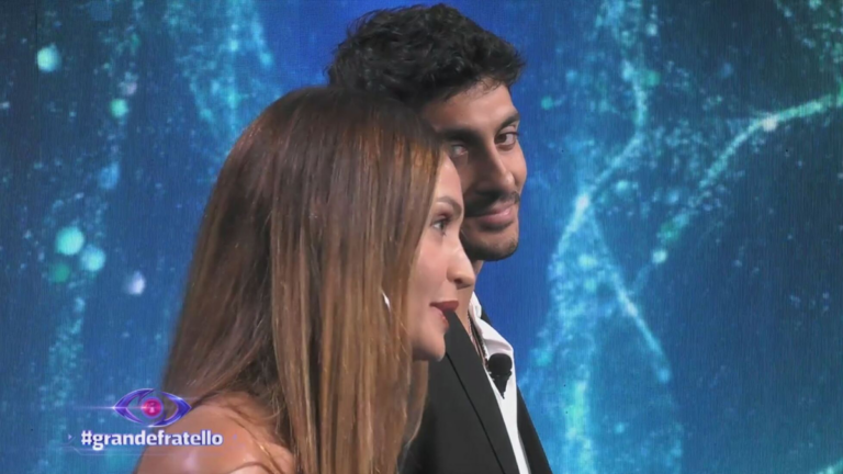 Grande Fratello: tensione tra Javier e Helena, accuse di gelosia e sguardi sospetti