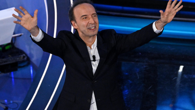 Roberto Benigni torna a Sanremo mentre Carlo Conti piazza il colpo e realizza un sogno