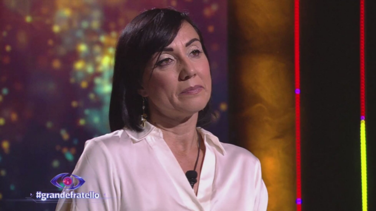 Pamela Petrarolo ex non è la rai lascia il gf per motivi familiari dopo episodio in diretta