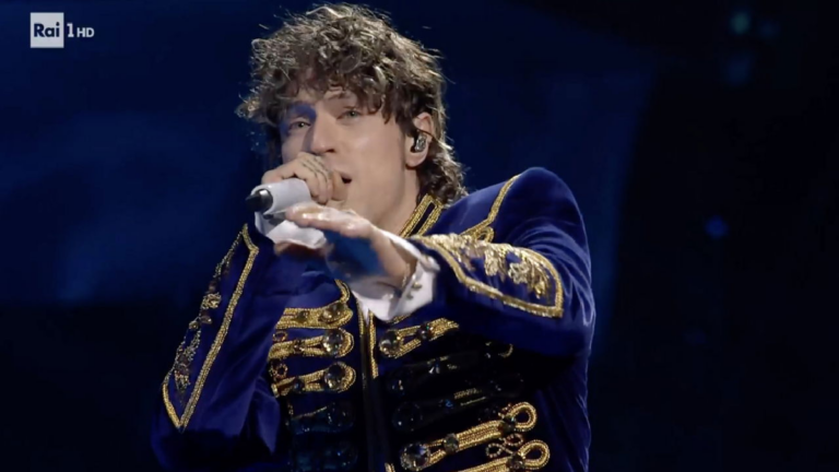 Sanremo 2025, Irama denuncia il sistema di voto: ‘Dinamiche poco trasparenti, il pubblico penalizzato’