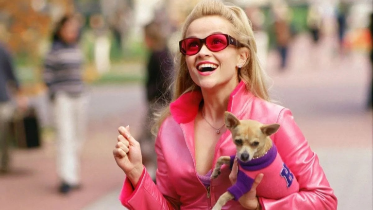 Serie prequel del film la rivincita delle bionde sceglie Elle Woods nel video dell'annuncio