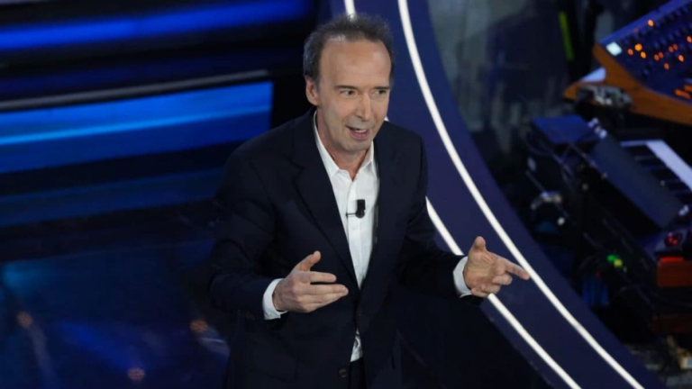 Roberto Benigni annuncia il ritorno su Rai 1 con lo spettacolo Il sogno e l'orario in onda