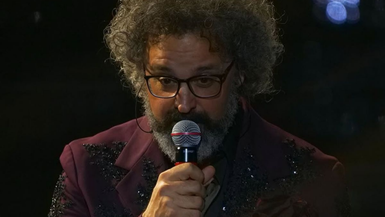 Simone Cristicchi racconta il percorso personale e musicale di quando sarai piccola a Sanremo 2025