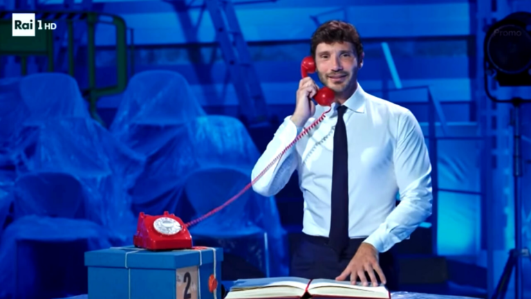 Stefano De Martino vive un sogno durante il periodo magico tra due programmi con entusiasmo