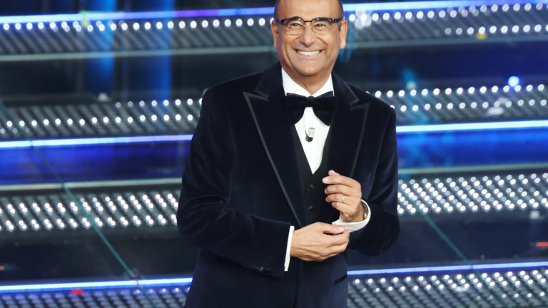 Ne vedremo delle belle: Carlo Conti lancia il nuovo show su Rai 1 tra sfide e polemiche