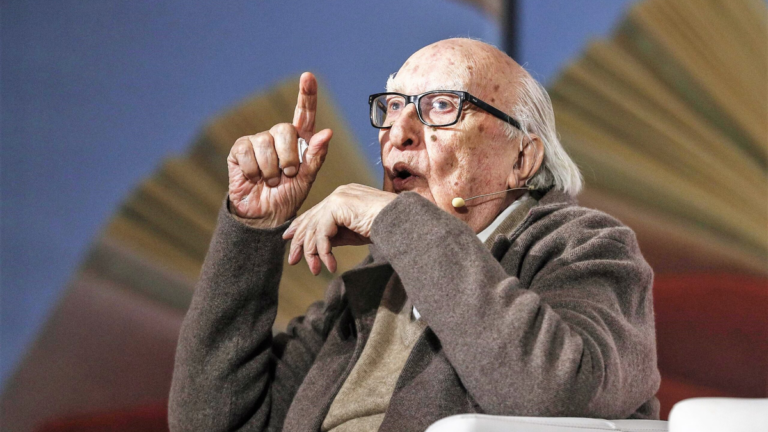 Centenario di Andrea Camilleri: eventi, mostre e tributi per celebrare il maestro